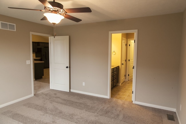 Master Bedroom - 3612 Chardonnay Ct Unidad 0