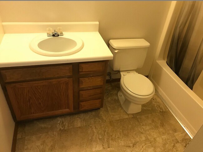Photo - 2752-2758 Scarlet Oak Unidad 2758