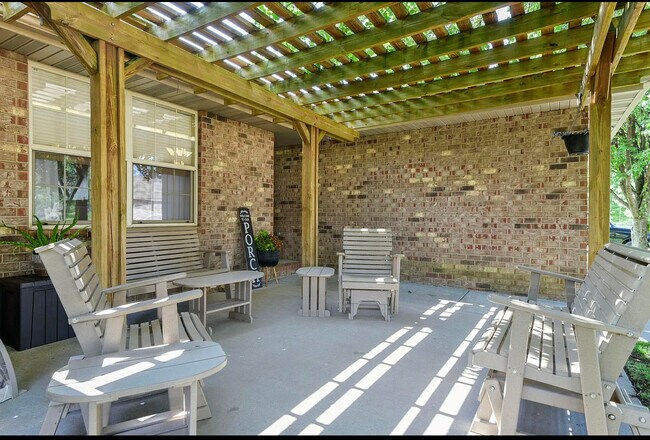 Photo - 516 Kendall St