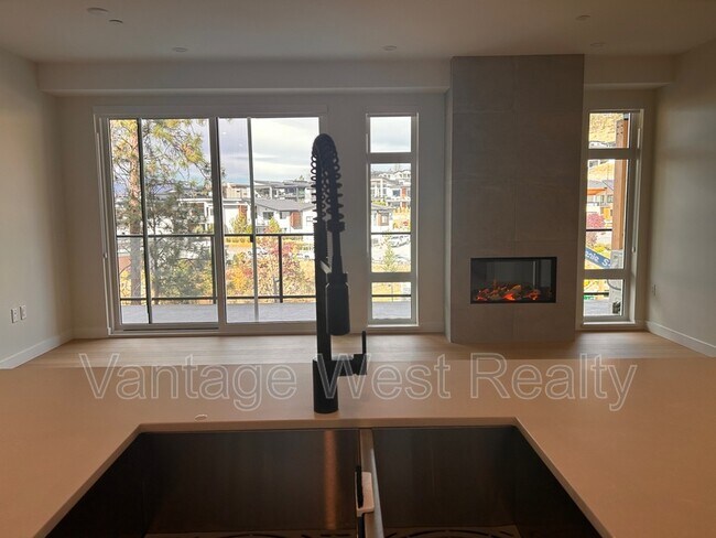 Photo - 9652-9652 Benchland Dr