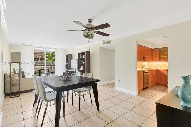 Photo - 1605 Bay Rd Unit 308