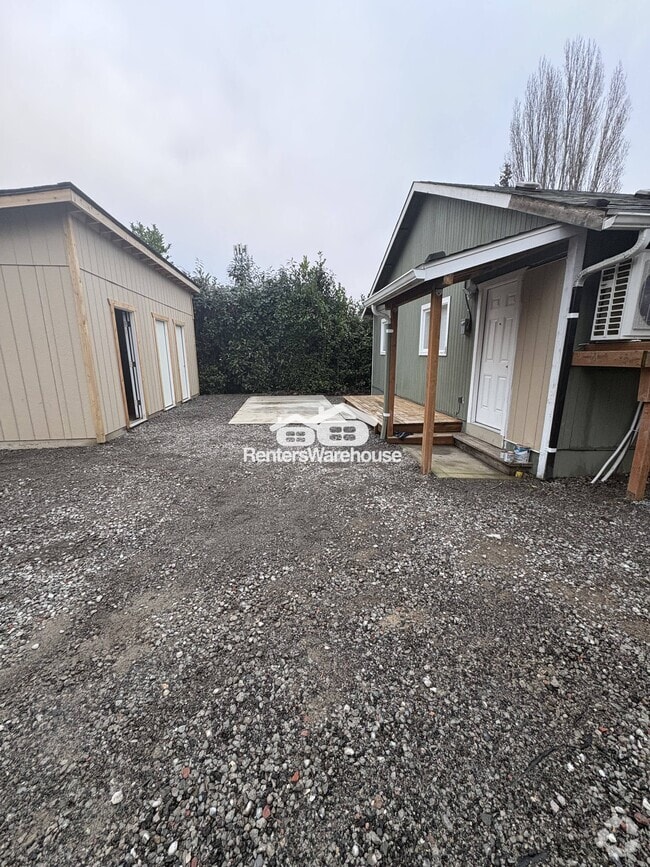 Building Photo - 1650 SW 114th St Rental