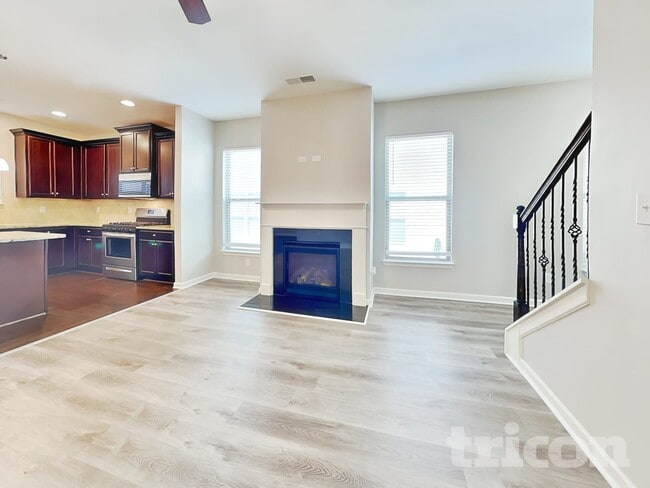 2545 Shropshire Pl