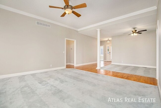 Photo - 1113 SW Blazing Star Dr