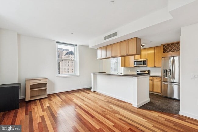Photo - 111 S 15th St Apartment Unit 1903