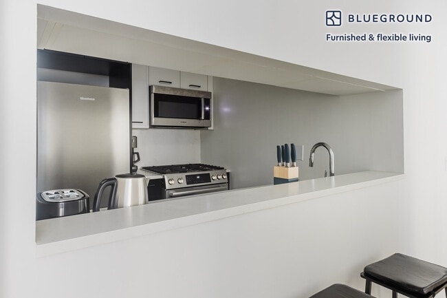 Photo - 63 Wall St Unidad FL8-ID1620