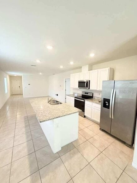 6877 Botanic Blvd