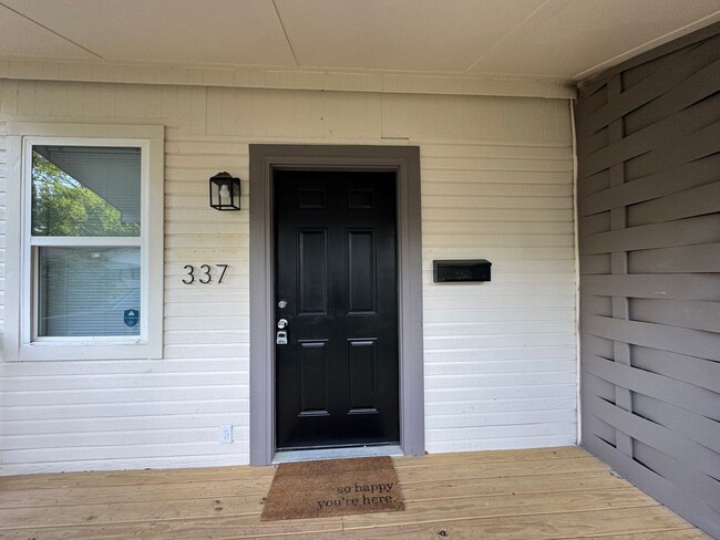 Building Photo - 337 Robinson Pl Rental