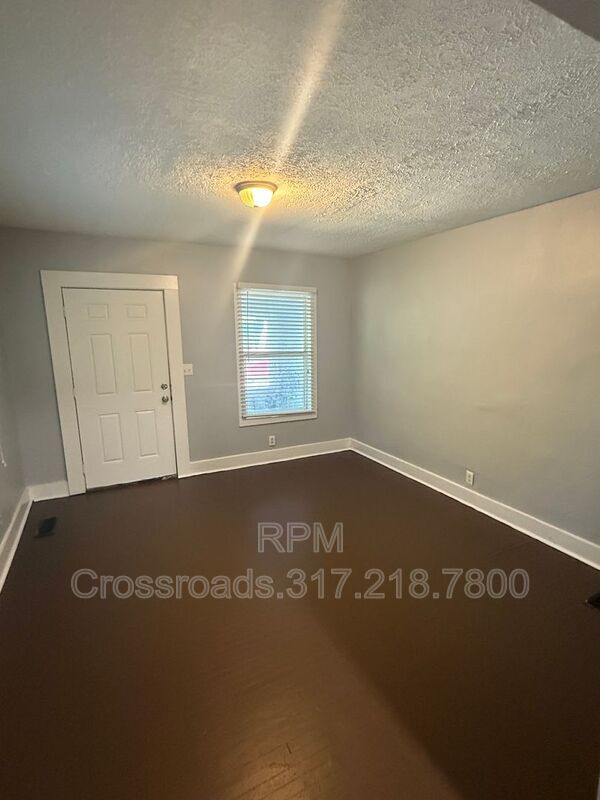 Photo - 3709 N Kenwood Ave