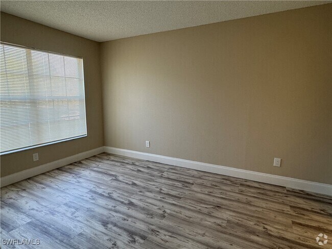 Building Photo - 108 Santa Clara Dr Unit 07 Rental