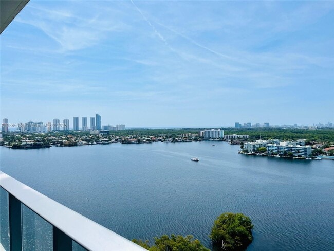 Building Photo - 17111 Biscayne Blvd Unit # 1806 Rental