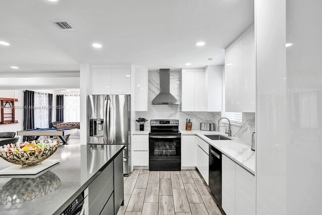 Photo - 1206 Lincoln St