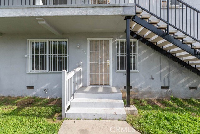 Photo - 1055 W 84th Pl