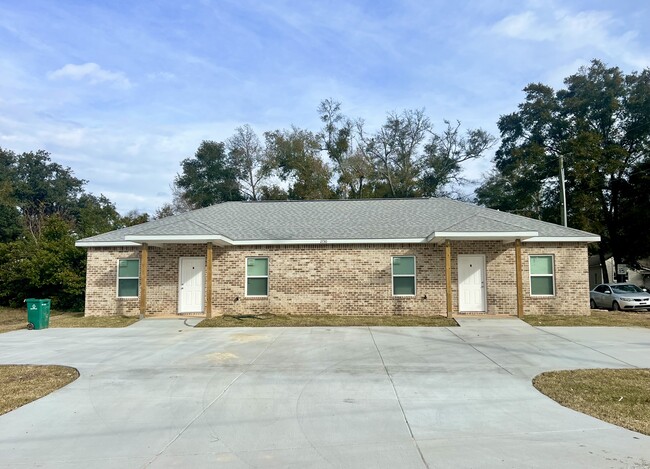 Photo - 2370 Fernwood Rd Townhome