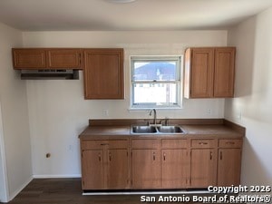 Photo - 8816 Oakbrook St