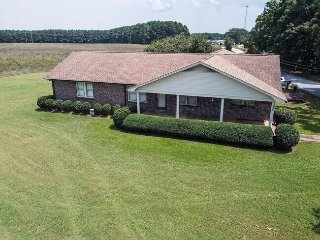 Photo - 600 Garrison Rd