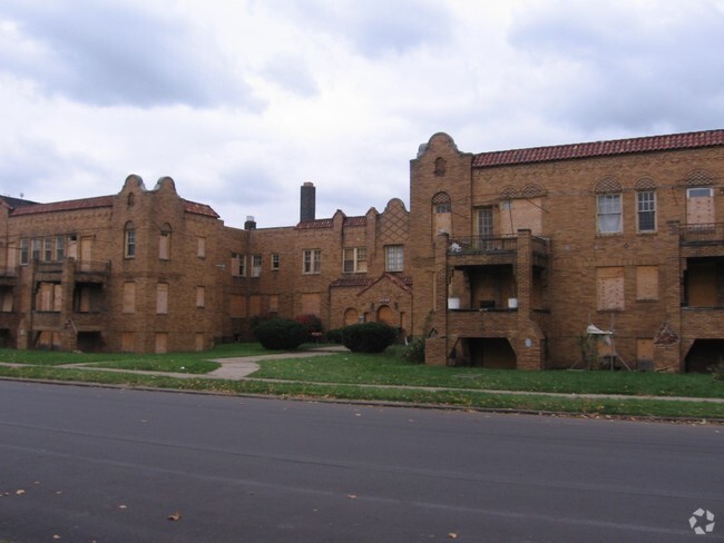 Building Photo - Brookhaven Apartments