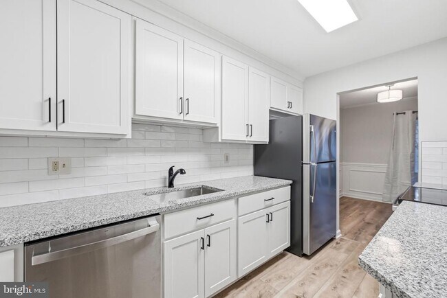 Photo - 405B Mulberry Cove