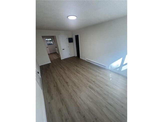 Photo - 604 Oakdale Ave