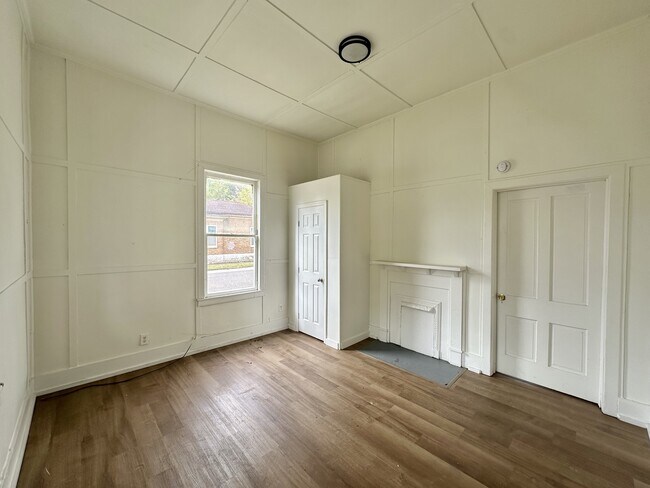 Photo - 1520 Avenue G