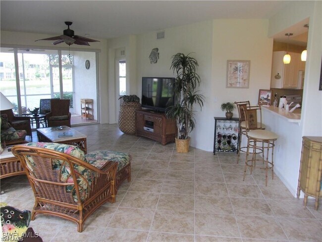 Building Photo - 10134 Colonial Country Club Blvd Unit 910 Rental