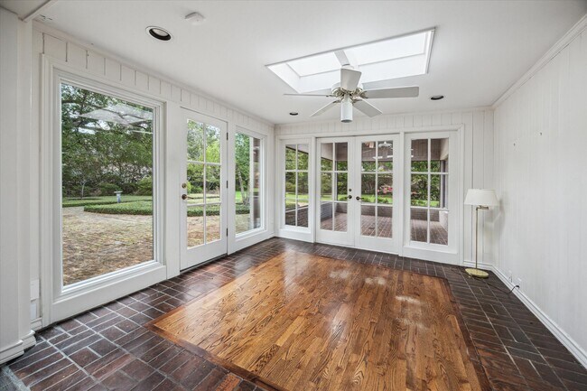 Photo - 626 Rocky River Rd