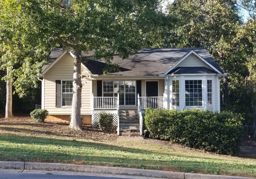 3708 Willow Tree Cir