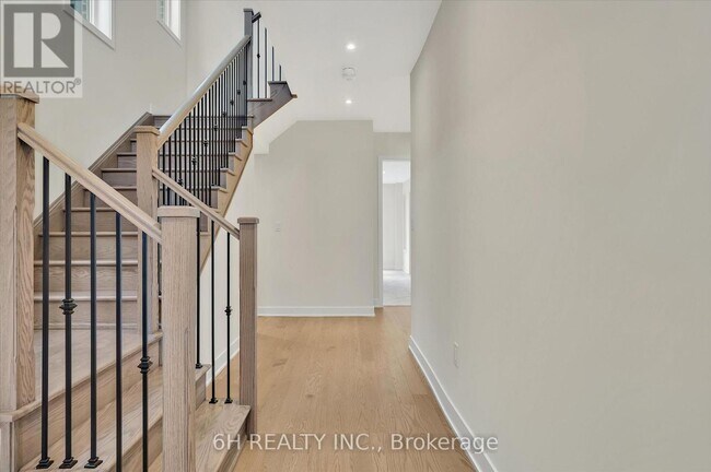 Photo - 816 Griffin Trl