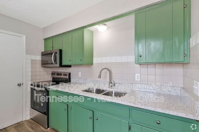 Building Photo - 215C Prince Ave Rental