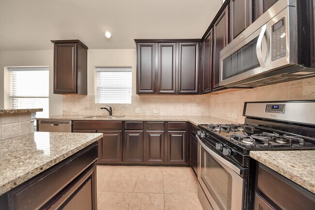 Photo - 2527 Horned Owl Dr