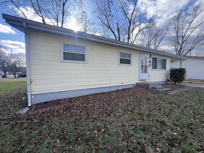 Building Photo - 299 Dashwood Dr