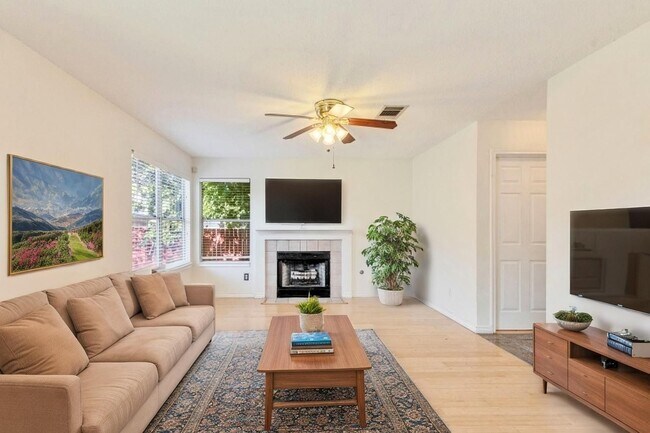 Photo - 3600 Cheyenne St