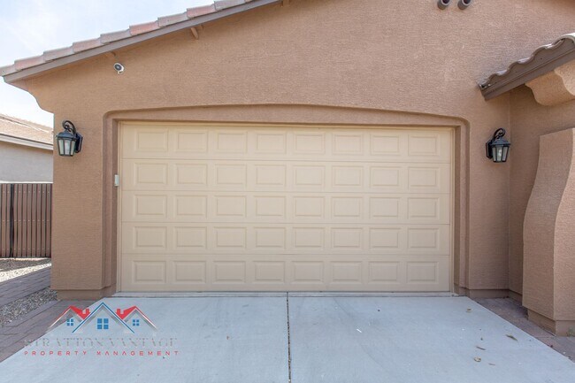 Photo - 4BR 2BA - Resort-Style Living in Ironwood Crossing – Heated Pool, Designer Finishes & Flexible Li...