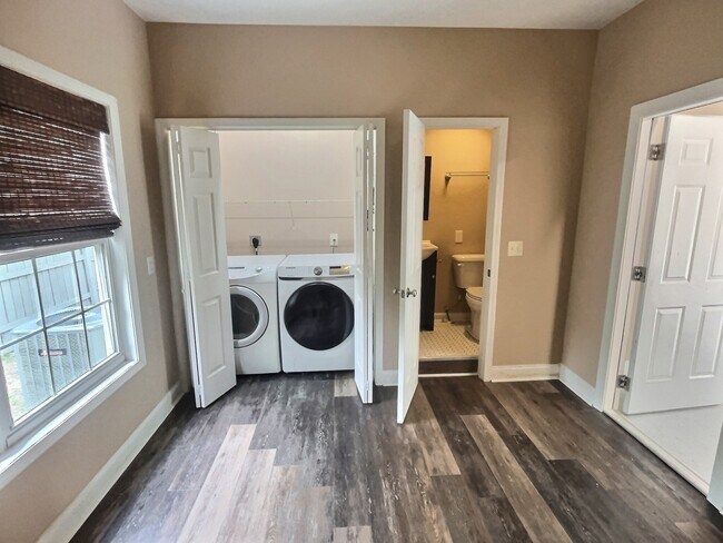 Photo - 6500 Colonial Dr Unit 5