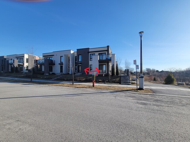 Photo - 866 Rue Anne-Hébert Unit 878 Anne-Hebert