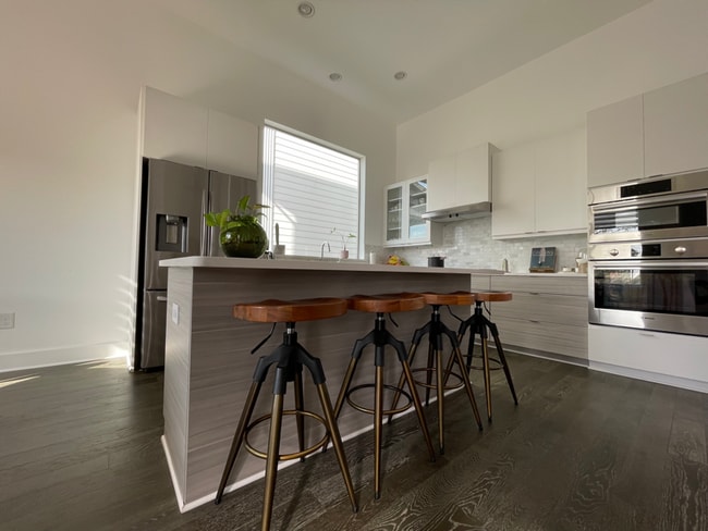 Photo - 6013 Florencia Ln