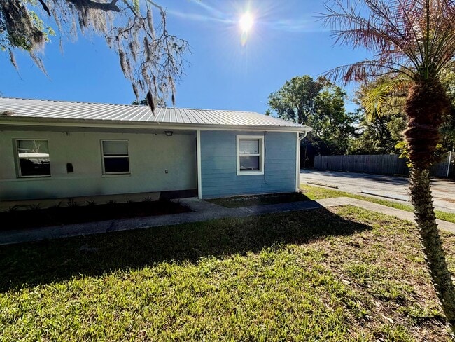 Photo - 1408 Spencer Ct Unidad Apt B