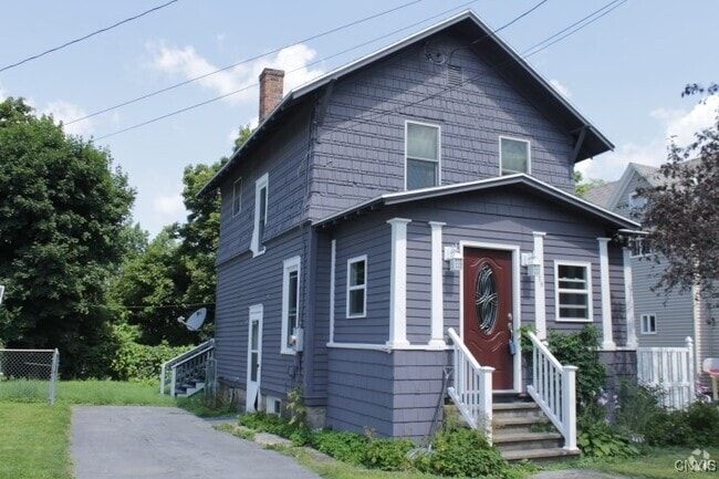 Building Photo - 375 Pawling St Rental