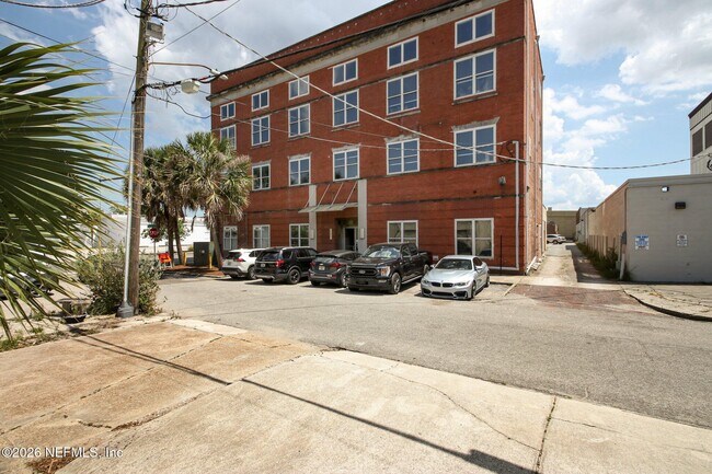 Photo - 1050 Hendricks Ave Unidad 101