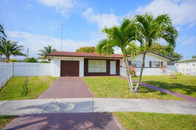 3 bedroom in Miami Gardens FL 33169 - 3 bedroom in Miami Gardens FL 33169