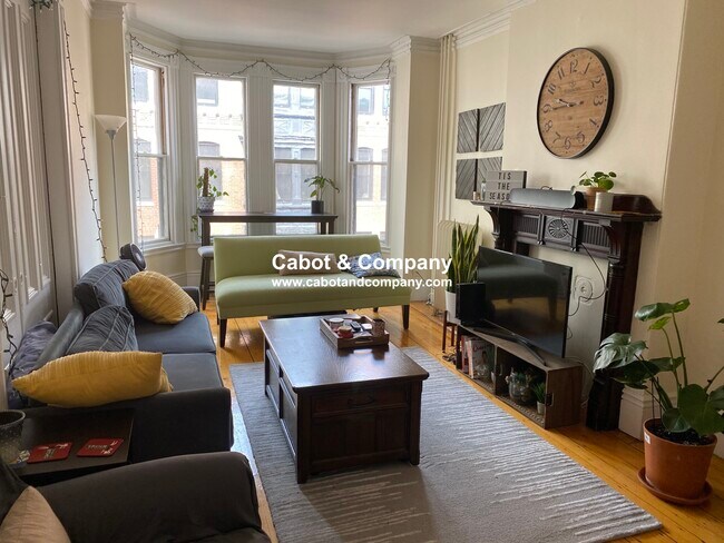 34 Isabella St Unit 4A