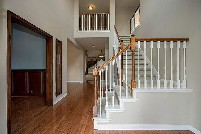 1923 Wellsley Ct