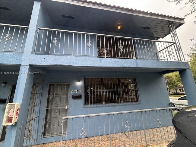 Photo - 384 NW 93rd St