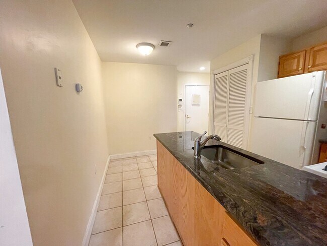 Photo - 90 Westland Ave