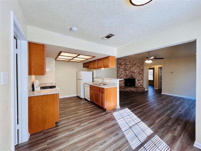 Photo - 9219 Kempler Dr