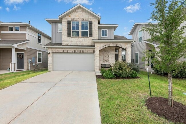 Building Photo - 10813 Sentinel Dr Rental