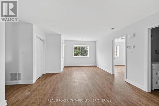 Photo - UNIT #9B - 600 SECOND STREET E Unité #9B