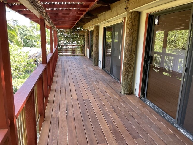 825 Kumulani Dr