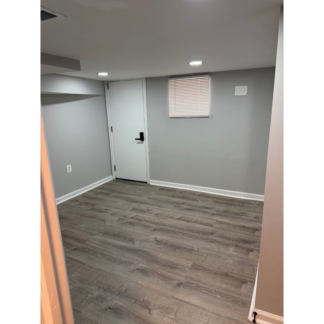 Photo - 803 Cator Ave Unit 1A AVAILABLE $600 1A