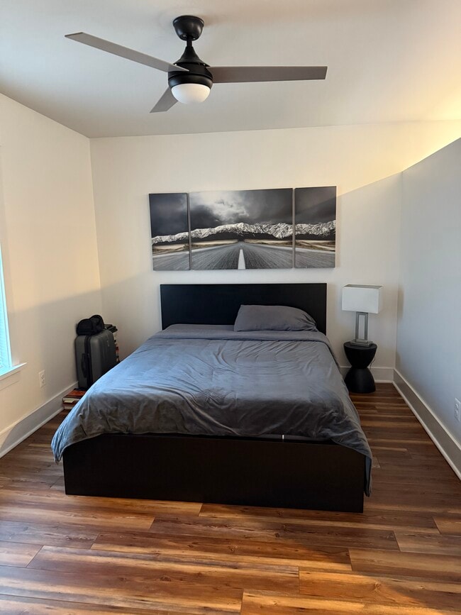 Spacious bedroom with natural light and room for a queen bed - 116 Daisy Ln Unit Carriage House Apartment